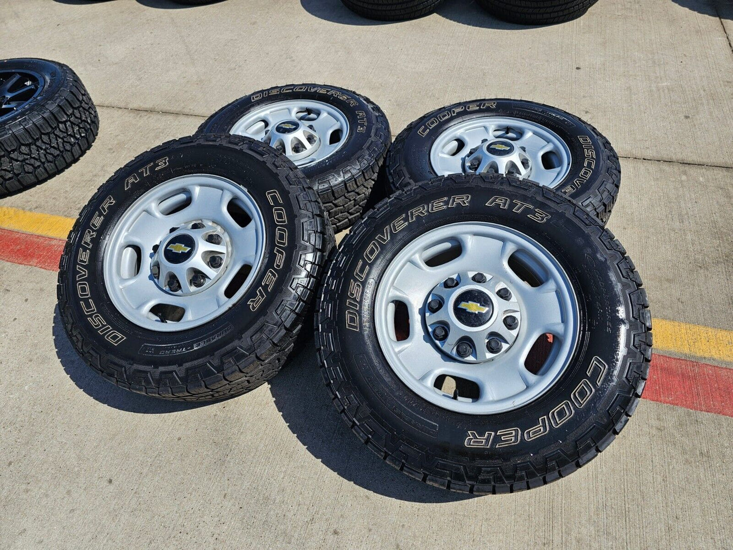 17" Chevy Silverado GMC Sierra 2500 3500 OEM 8095 wheels 2021 2022 2023 2024