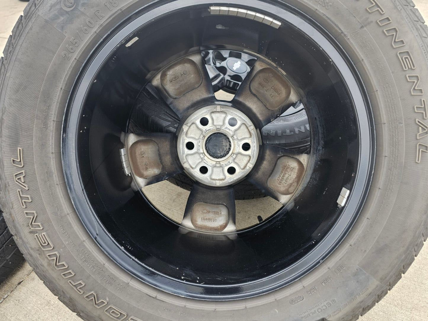 18" Chevy Colorado REDLINE OEM wheels rims 5747 5818 tires 2019 2020 2021 2022