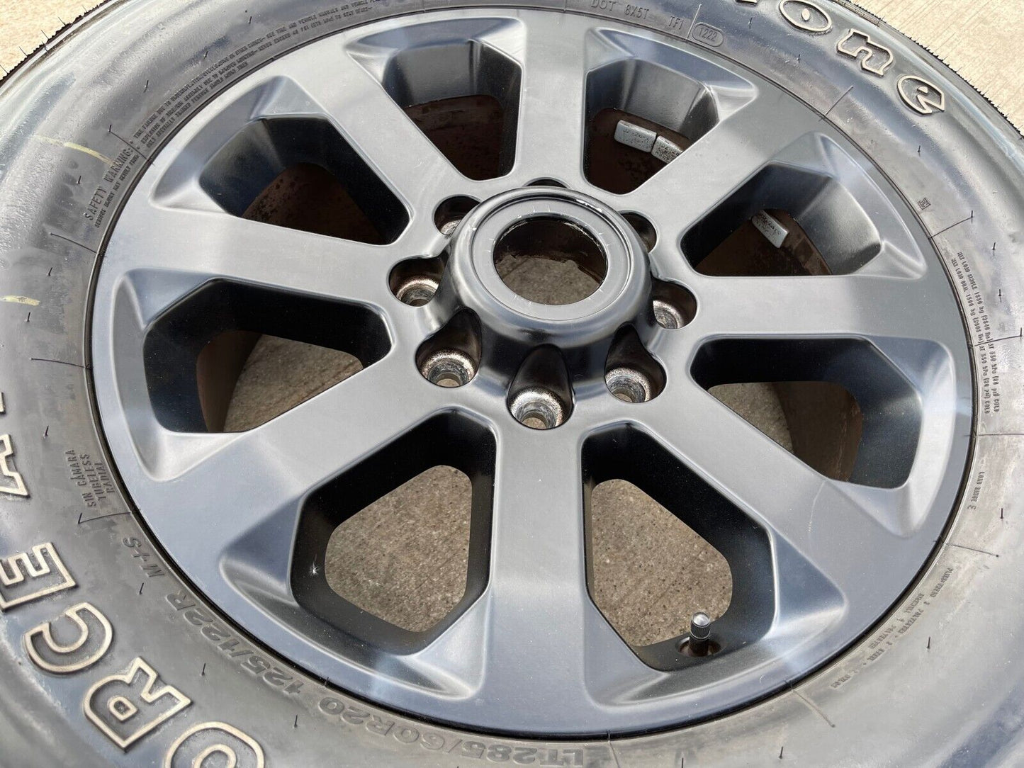 (1) 20" Dodge Ram 2500 3500 LARAMIE OEM 2700 black wheel rim tire spare
