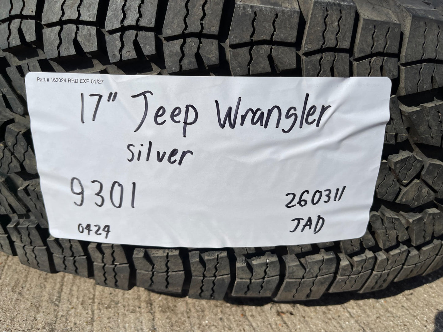 17" Jeep Gladiator RUBICON OEM wheel rim 9301 95329 Wrangler spare NEXEN NEW