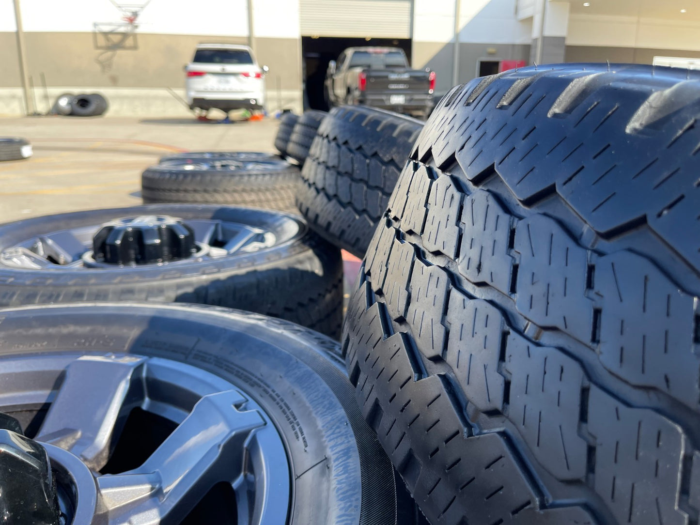 20" Ford F-250 F-350 OEM gray Lariat 10485 10296 wheels rims tires DISCOUNTED
