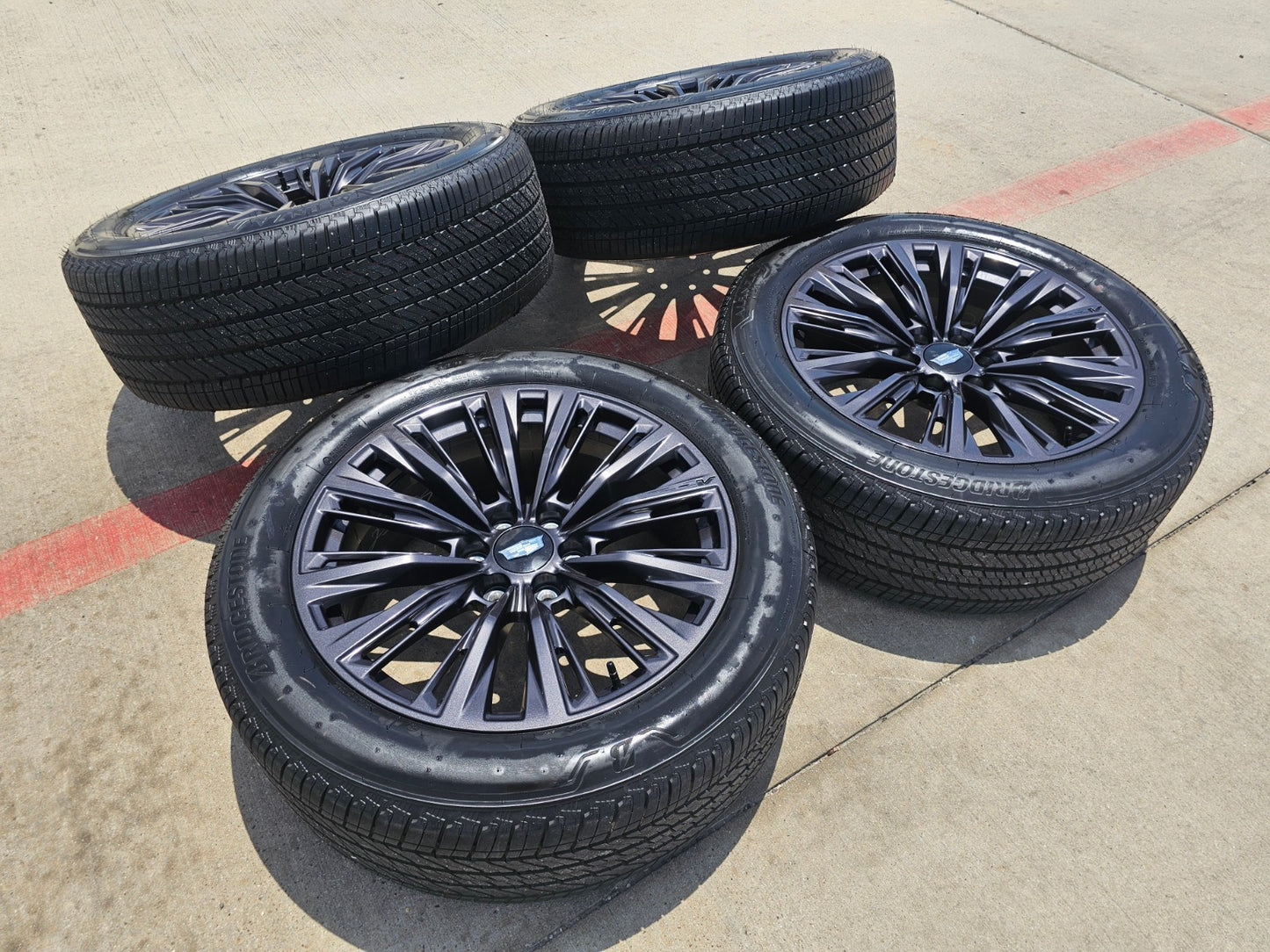 22" Cadillac Escalade V V600 Platinum OEM ORIGINAL rims 2025 2026 NEW