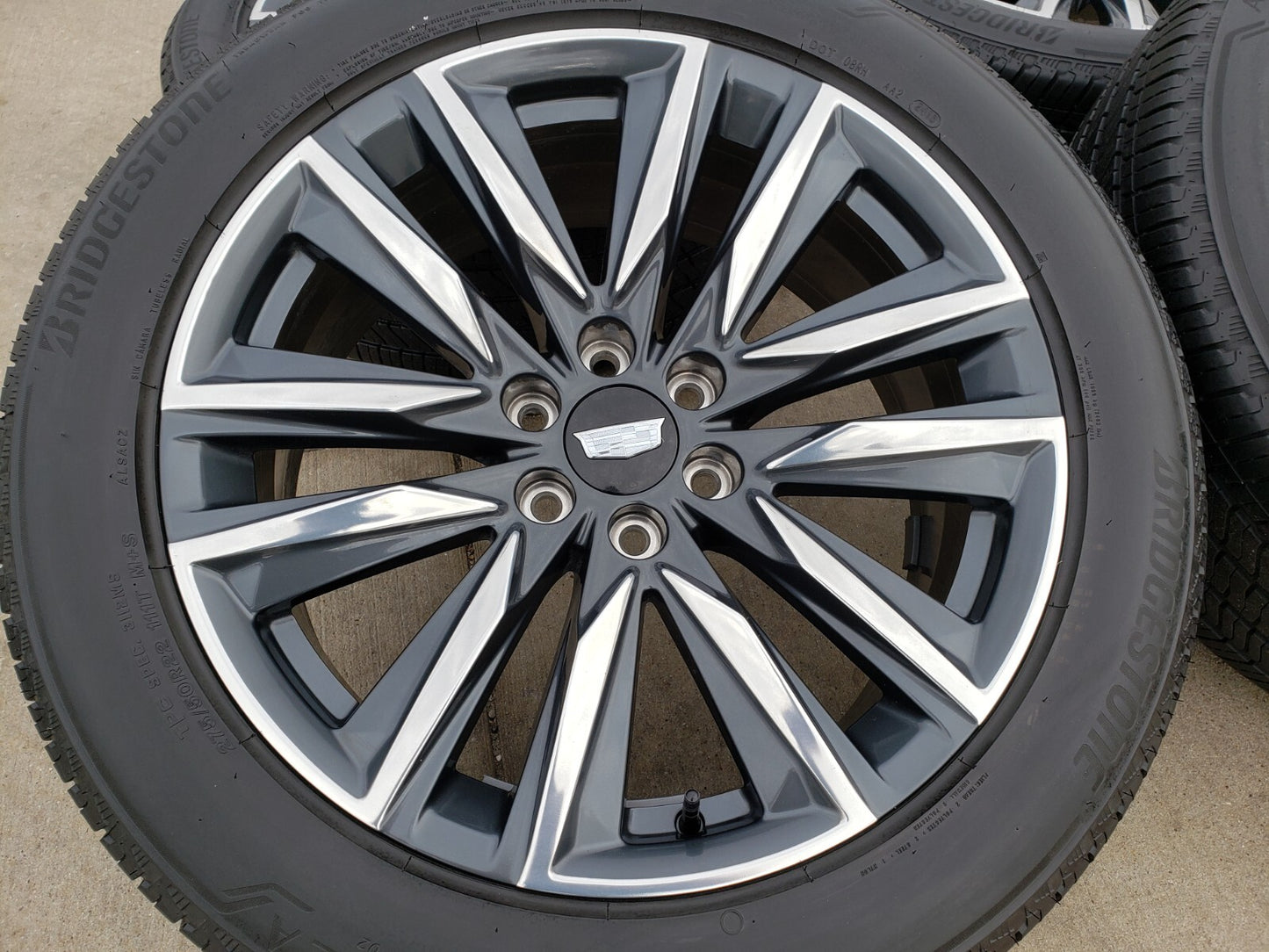 NEW 22" Cadillac Escalade OEM wheels rims 95028 4869 GMC Sierra SET 1999-2027