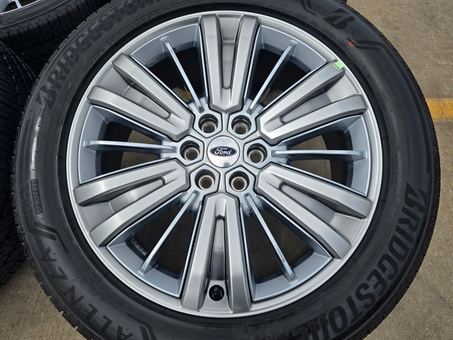 22" Ford F-150 LIMITED Plus OEM rims wheels SET Expedition #10622 2024-2027 NEW