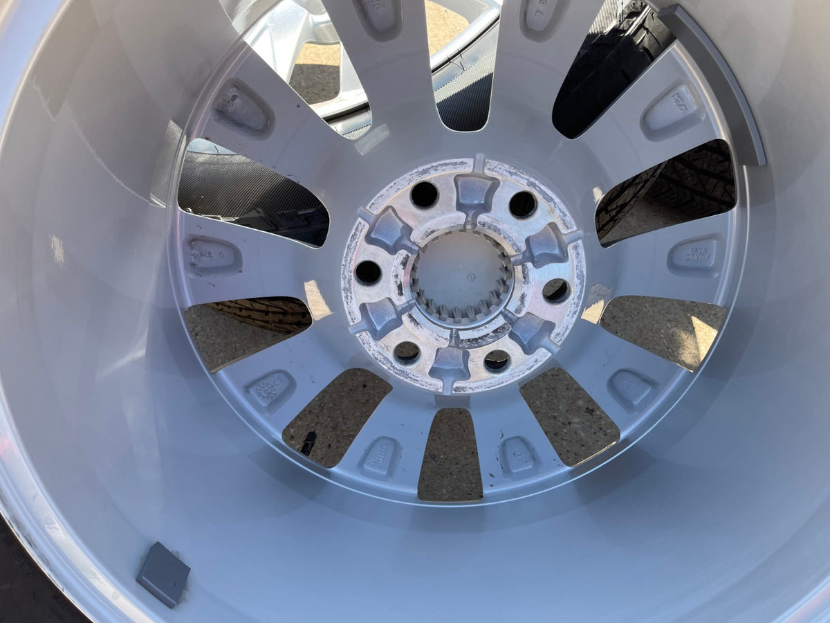 20" Chevy Silverado 1500 Tahoe OEM 5915 5916 wheels rims SET HANKOOK A/T2 NEW