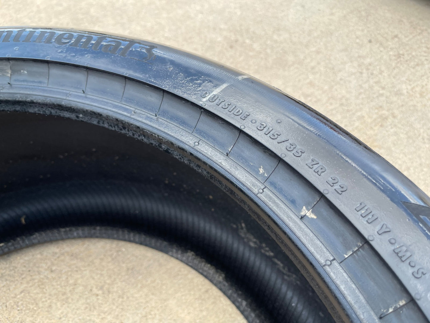 (1) 315/35/22 Continental Extreme Contact DWS06 111Y XL M+S 315/35R22 tire