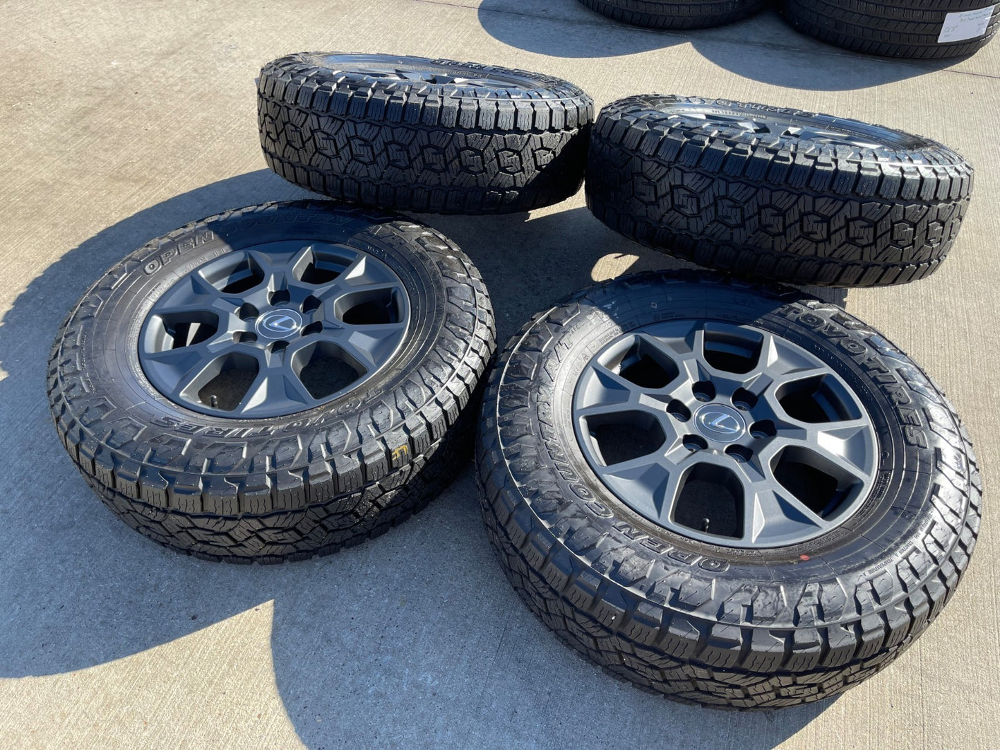 18" Toyota 4Runner Land Cruiser TRD Tundra OEM 10544 wheels rims GX550 TOYO NEW