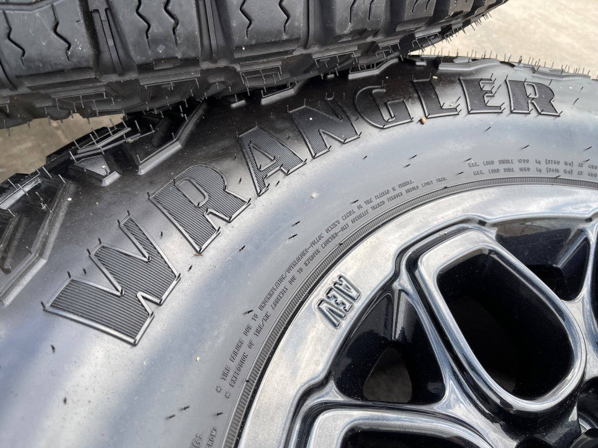 18" AEV Chevy BISON Trail Boss ZR2 2500 OEM wheels rims GMC Sierra SET 35"