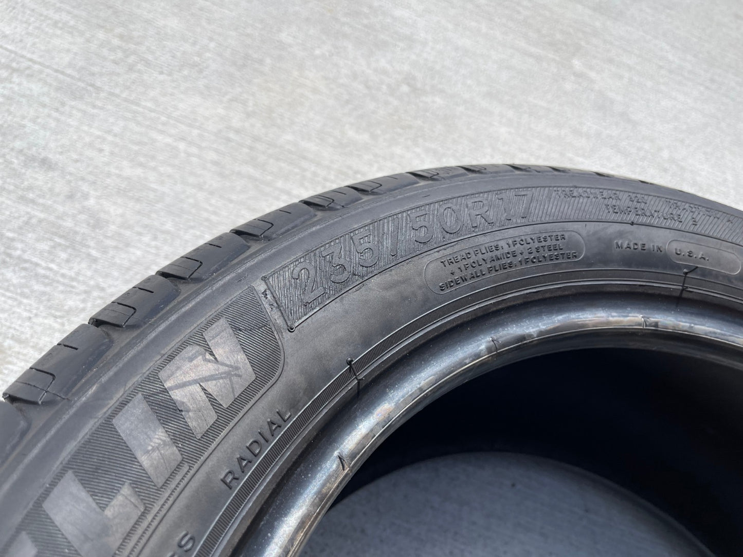 (1) 235/50/17 Michelin Defender T+H tire 235/50R17 96H XL M+S