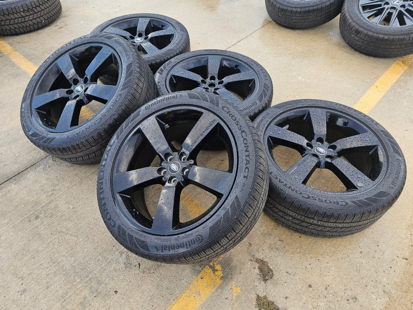 22" Land Rover Range DEFENDER OEM 72353 wheels rims CONTINENTAL 2025 2026 NEW