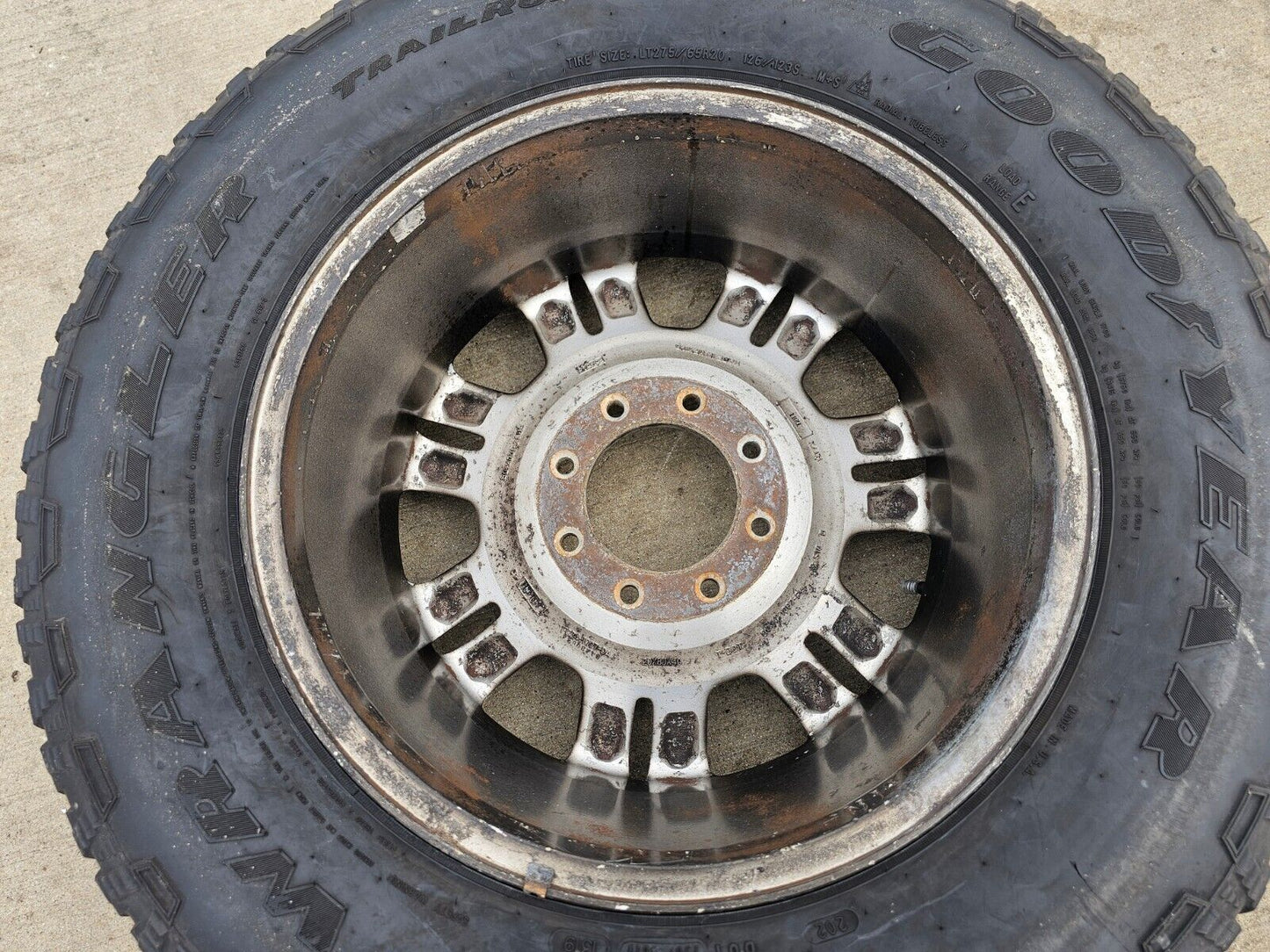 20" Ford F-250 OEM 3951 3845 rim wheel tire spare GOODYEAR