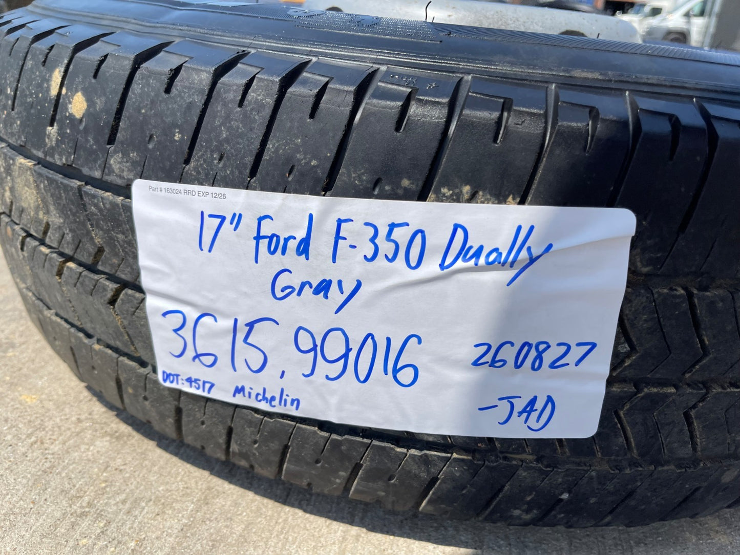 (1) 17" Chevy Silverado GMC Sierra 3500 Dually rim wheel OEM 8094 SINGLE