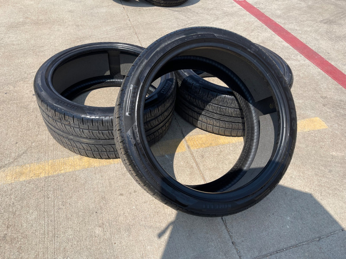 (1) 285/35/22 Pirelli Scorpion Zero PNCS tire 285/35R22 106W XL