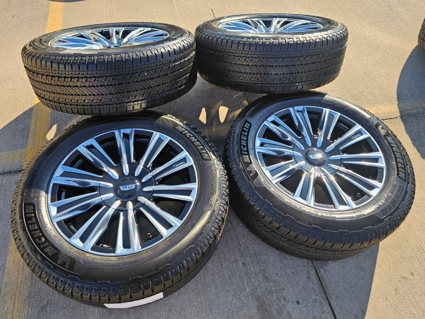 22" Cadillac Escalade IQ PLATINUM EV OEM wheels rims 2500 Hummer 2025 2026 NEW