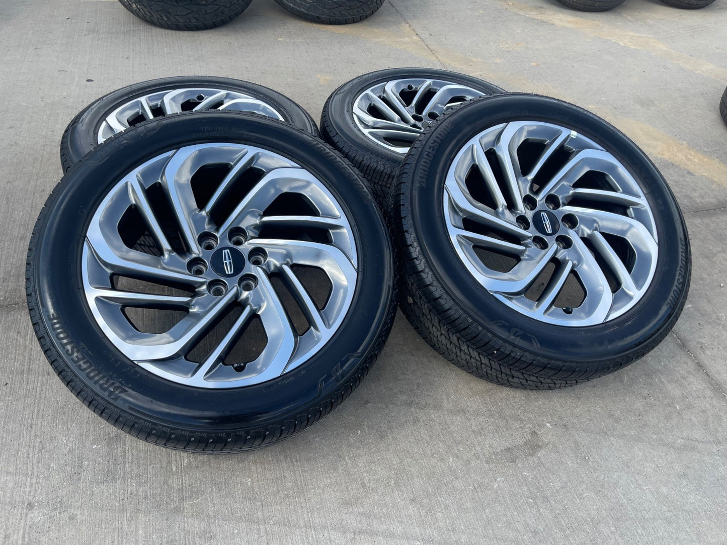 22" Lincoln Navigator OEM 94225 rims wheels BLACK LABEL BRIDGESTONE SET NEW