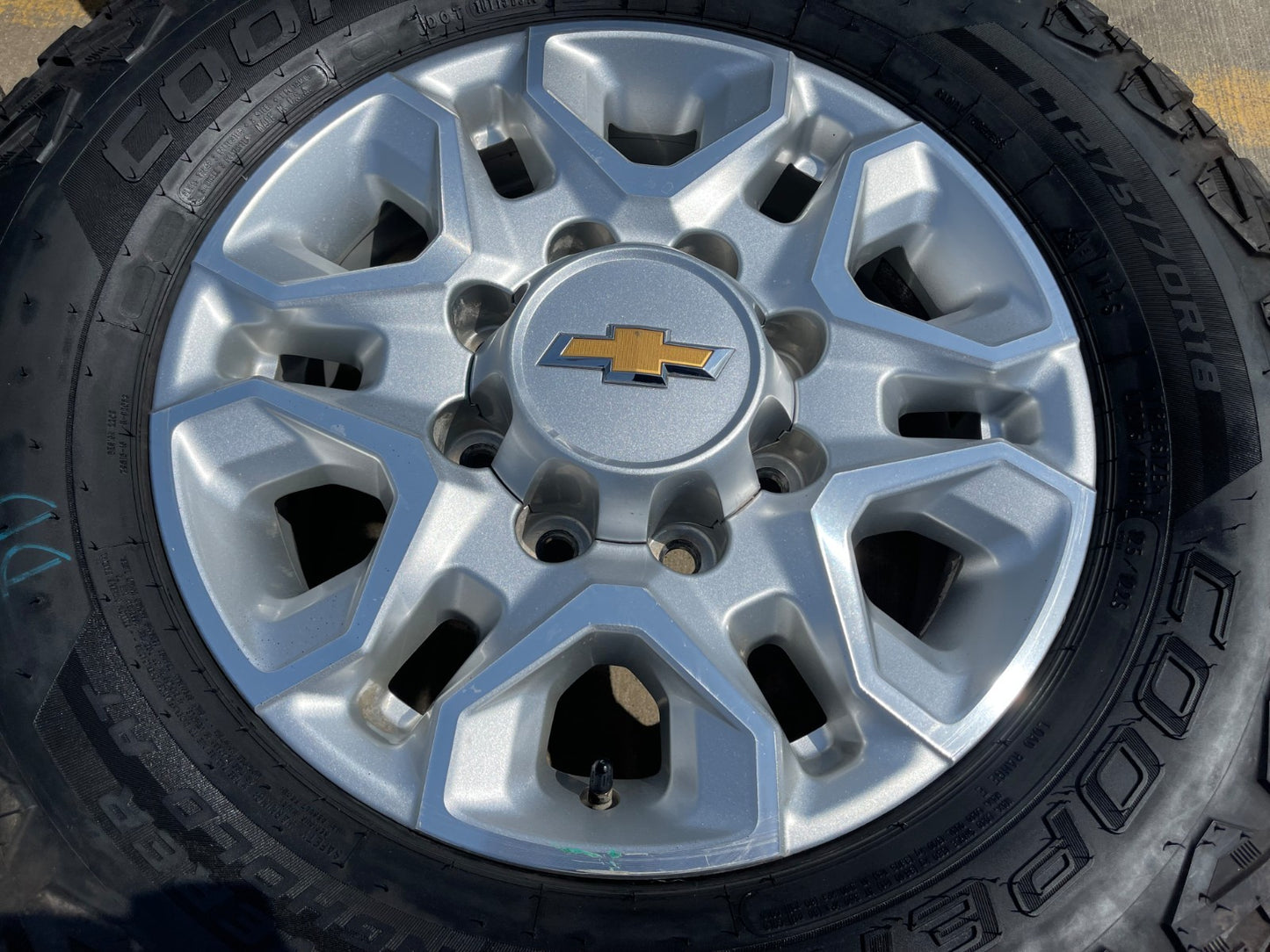18" Chevy Silverado 2500 3500 OEM 5959 wheels rims COOPER DISCOUNTED