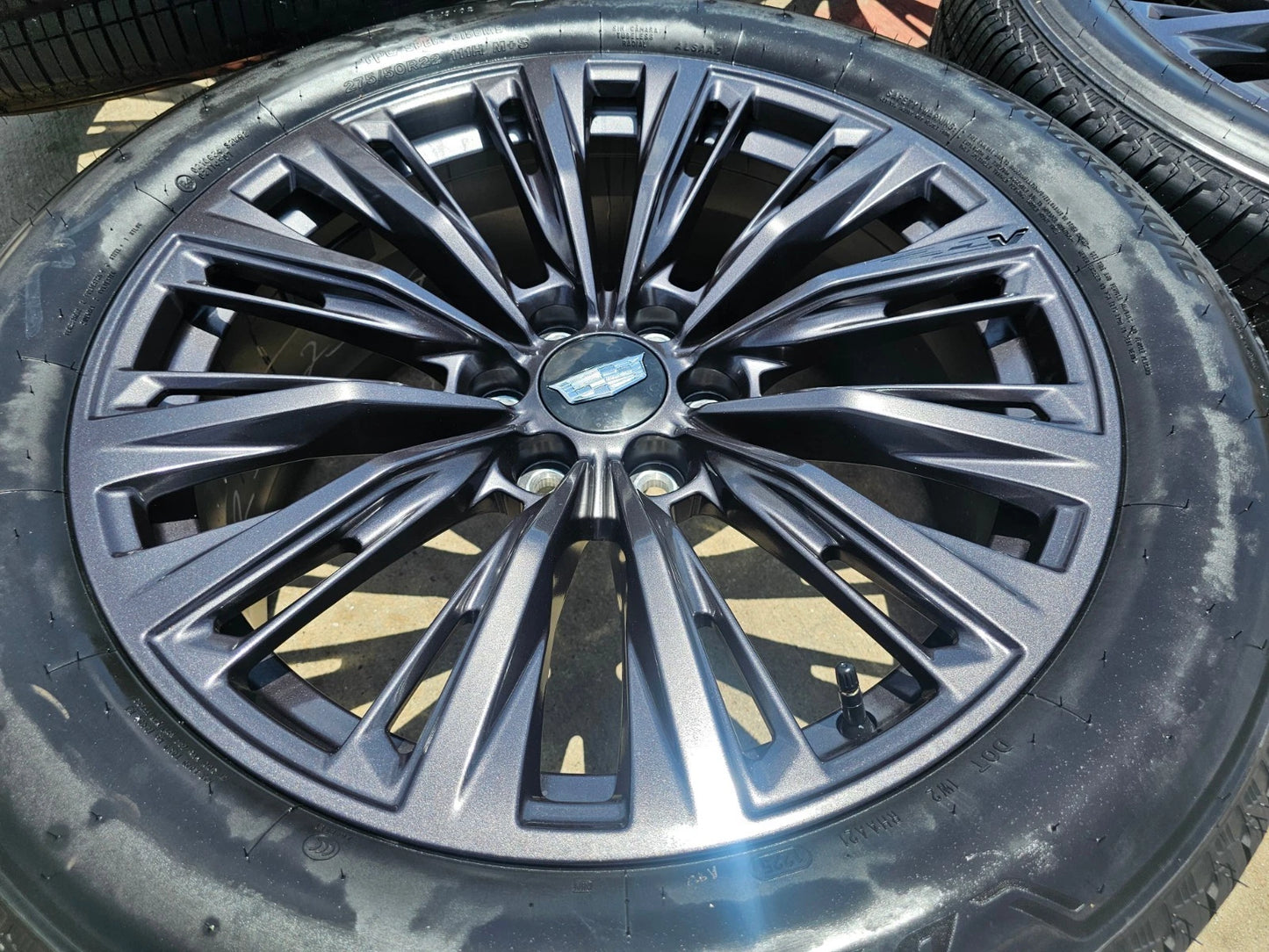 22" Cadillac Escalade V V600 Platinum OEM ORIGINAL wheels rims 2025 2026 NEW
