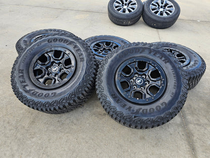 17" Ford Bronco SASQUATCH wheels rims BEADLOCK 10388 Ranger GOODYEAR M/T 35"