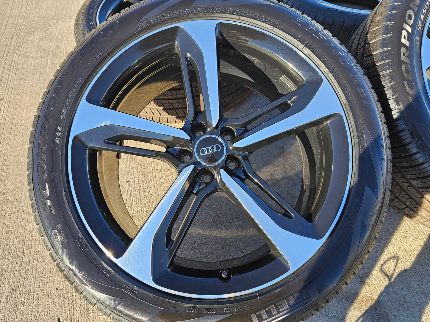 21" Audi SQ5 SQ7 SQ8 OEM wheels rims 58939 Q7 Q8 Q5 RS S PIRELLI
