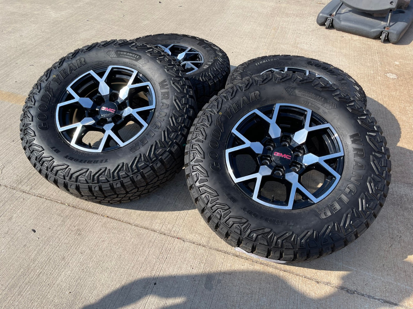 17" GMC Sierra AT4X Chevy Silverado ZR2 OEM wheels rims Canyon Colorado NEW