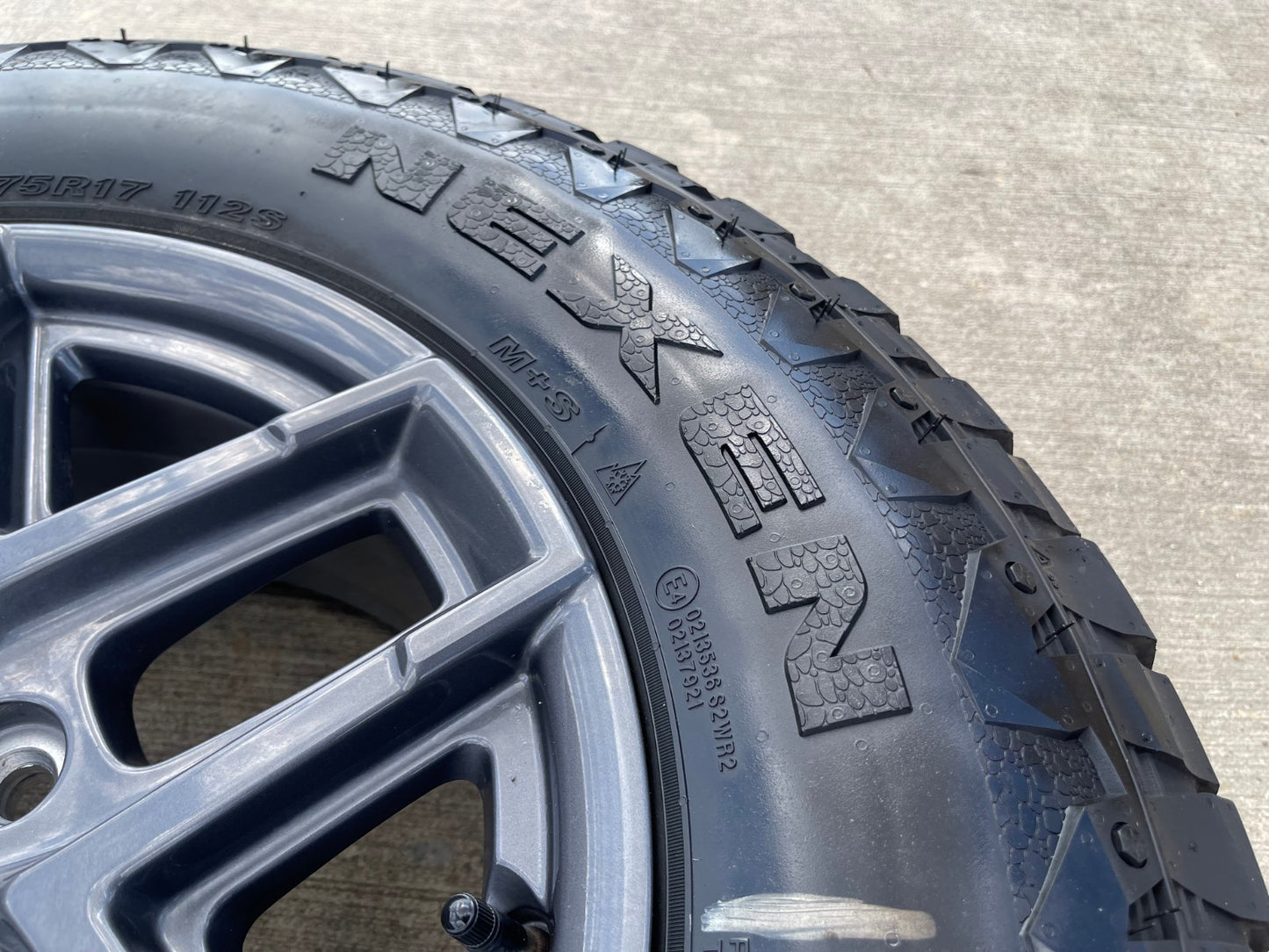 17" Jeep Wrangler Rubicon OEM wheels rims 9324 Gladiator SET