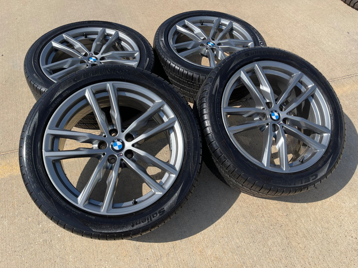19" BMW X1 X2 X3 X4 OEM 86350 Series 698M SET wheels rims tires