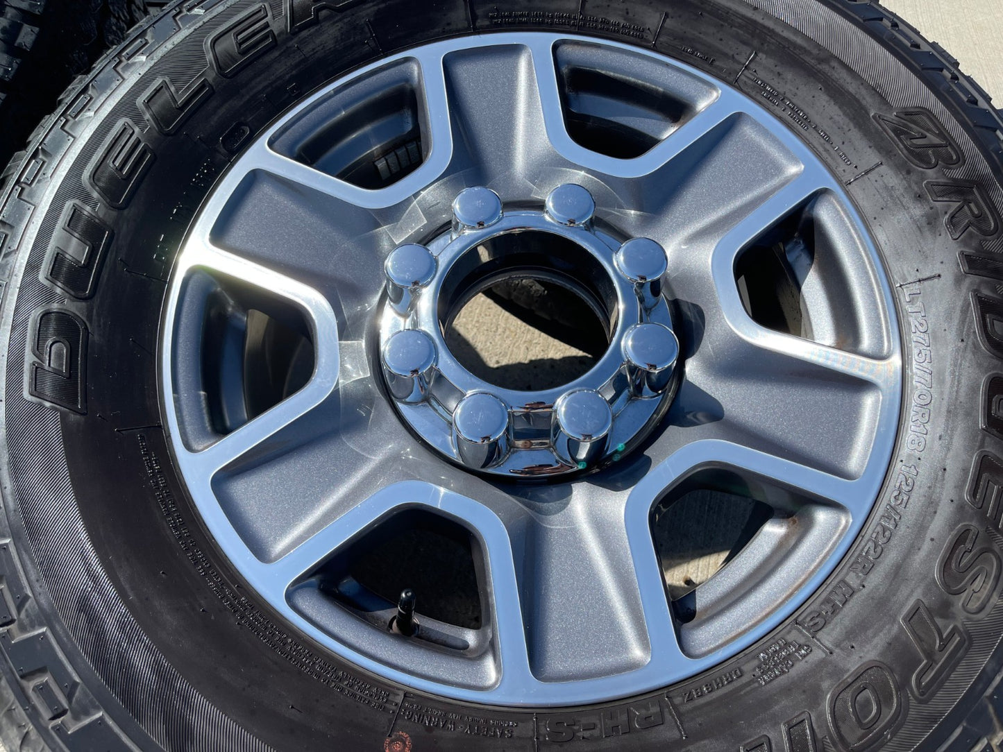 18" Ford F-250 F-350 Lariat FX-4 OEM wheels 10480 10298 tires BRIDGESTONE SET