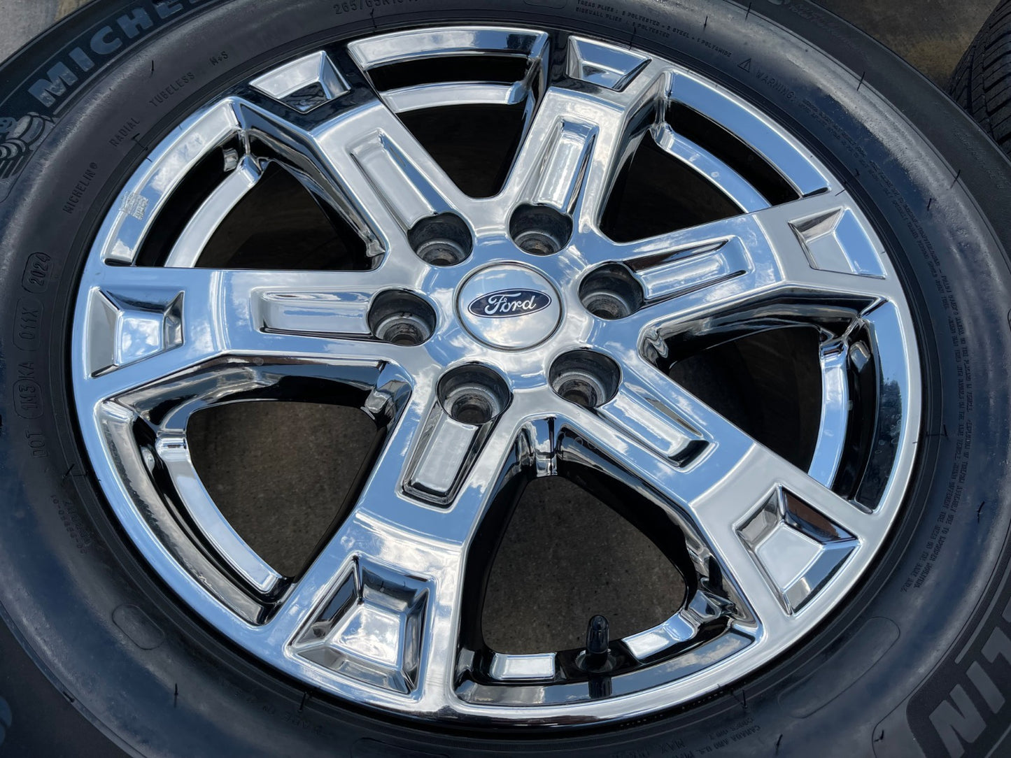 18" Ford F-150 Expedition OEM 10343 chrome rims wheels 2024 2025 2026 MICHELIN