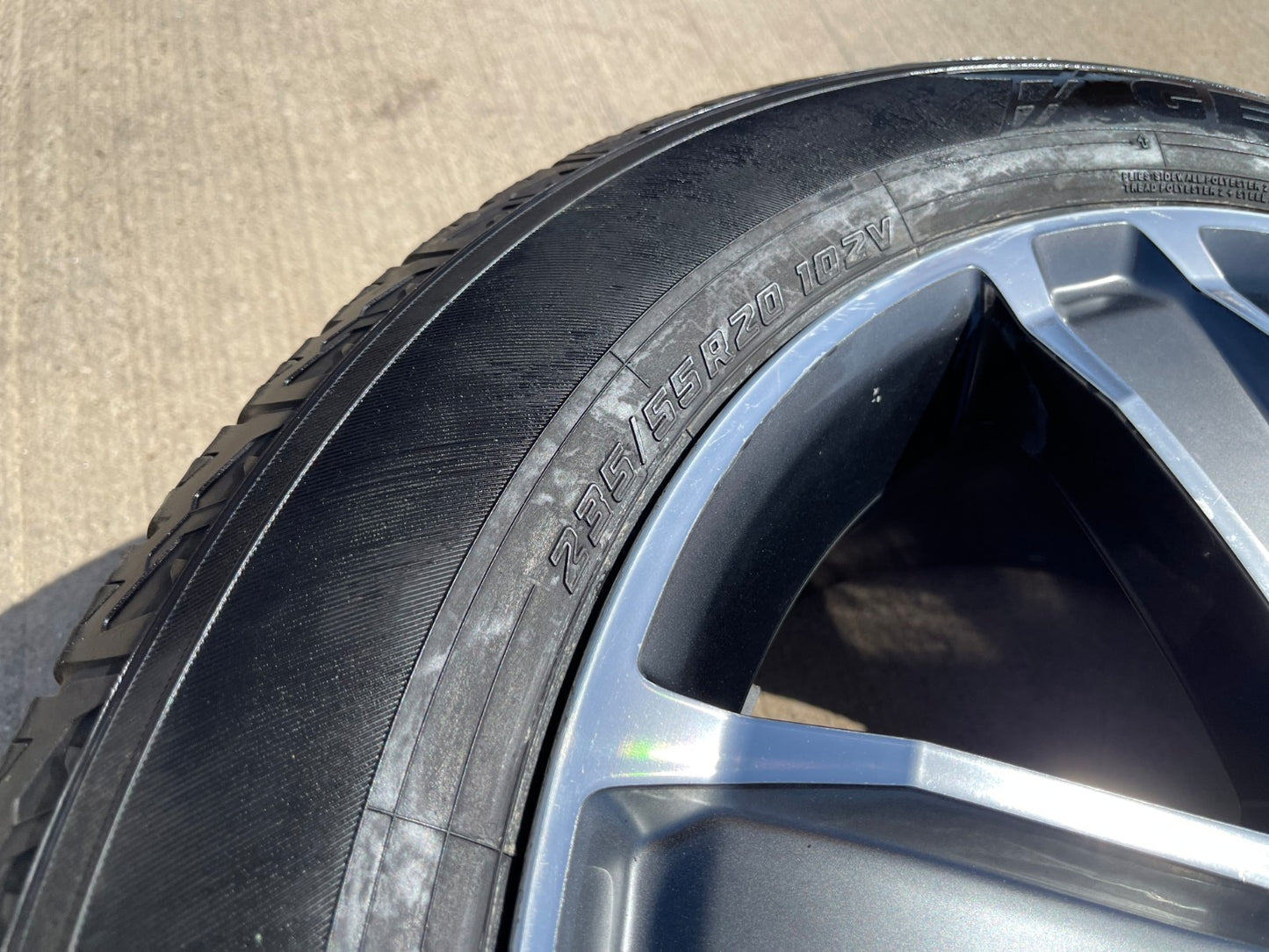 (1) 20" GMC Acadia OEM 5794 wheel rim Blazer Cadillac XT6 XT5 SRX spare