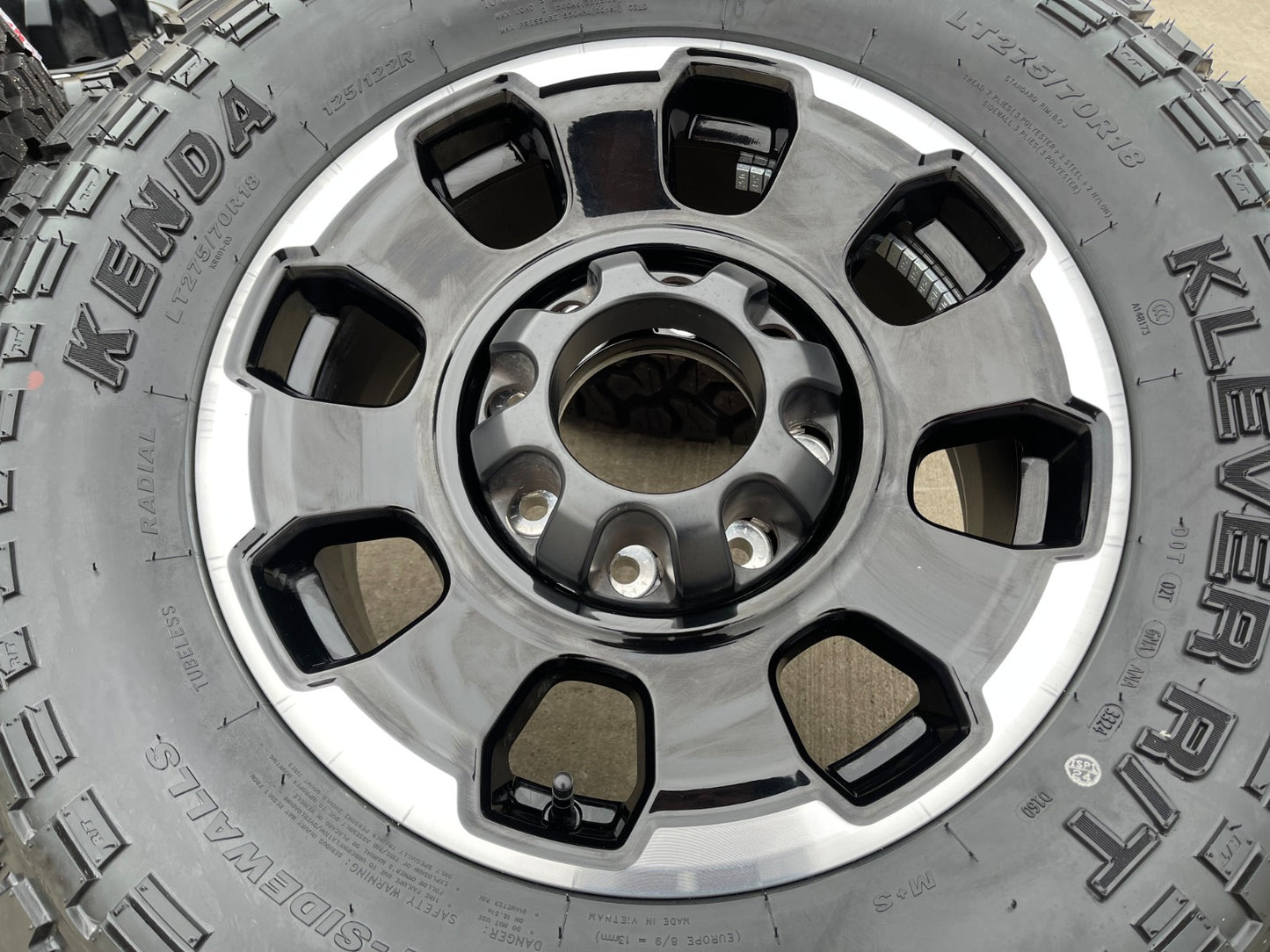 18" Ford F-250 F-350 OEM TREMOR rims wheels 10482 KENDA KLEVER R/T 33" NEW
