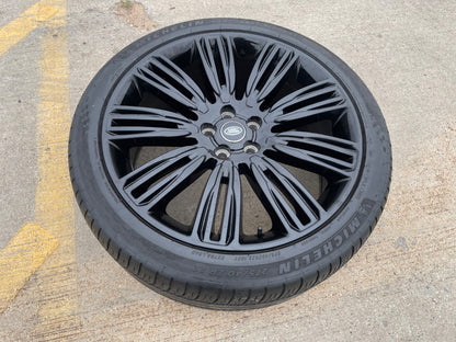 (1) 22" Land Rover Range DEFENDER OEM 72328 72331 wheel rim spare PIRELLI