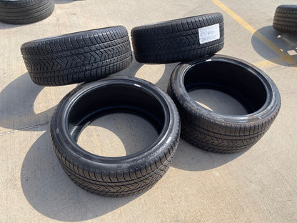 (2) 275/40/21 + (2) 305/35/21 Pirelli Winter 109V XL M+S tires