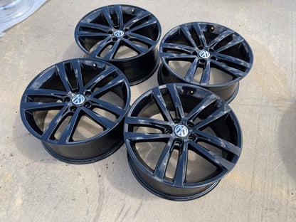 19" VW Atlas Tiguan Passat Golf GTI Jetta OEM 70002 Salvador black wheels rims
