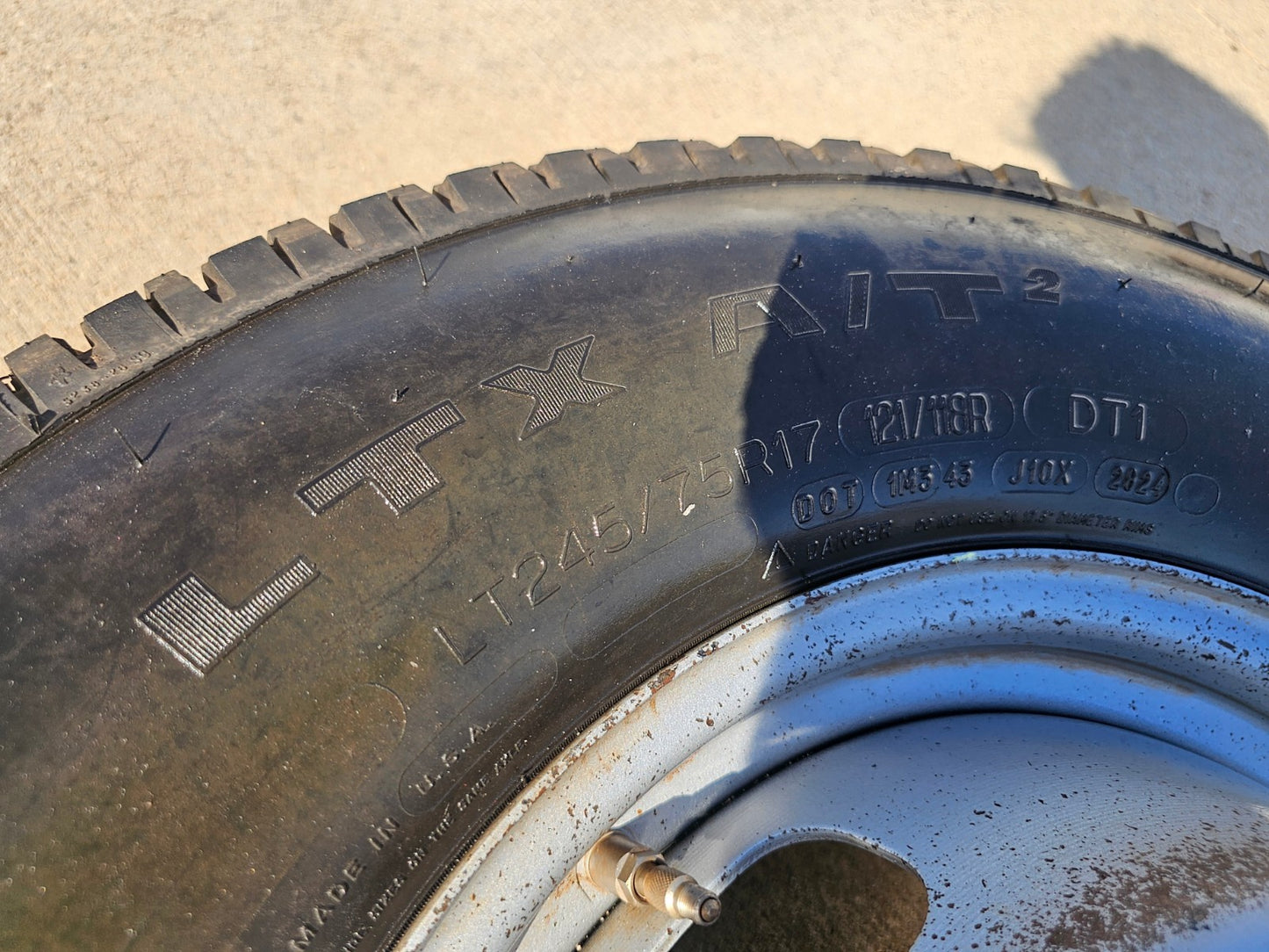 (1) 17" Ford F-350 Dually OEM rim wheel RIM# 3615 99016 FITS 2005-2027