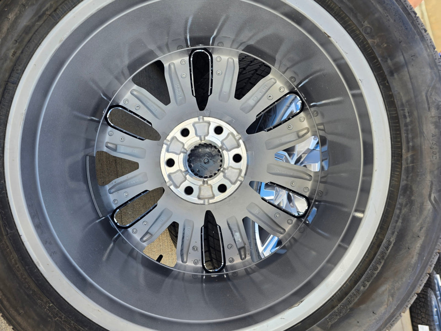 22" GMC Yukon Chevy Tahoe Escalade OEM chrome 95513 14134 wheels rims tires NEW