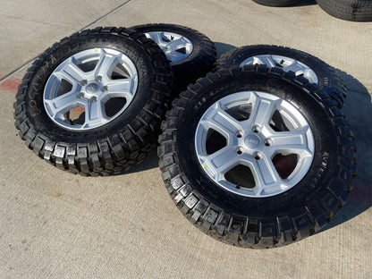 17" Jeep Wrangler Rubicon OEM wheels rims 9216 Gladiator BFG KM2 M/T