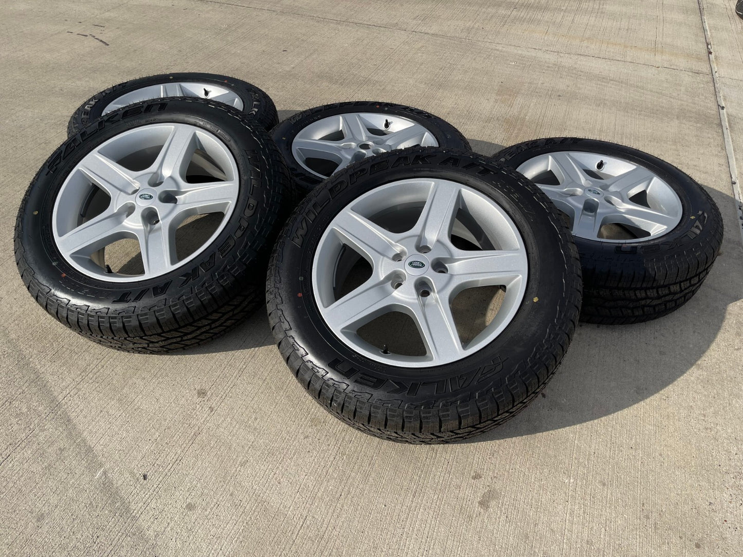 20" Land Rover Defender OEM wheels rims 72352 96980 Range 2023 2024 2025 NEW