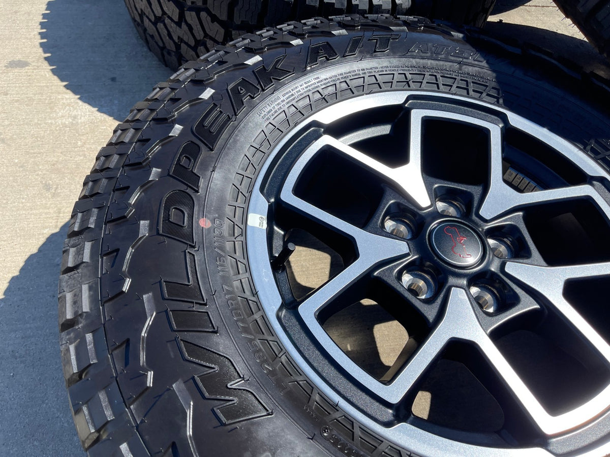 17" Jeep Wrangler Rubicon OEM 95730 9327 wheels rims Gladiator FALKEN AT 33" NEW