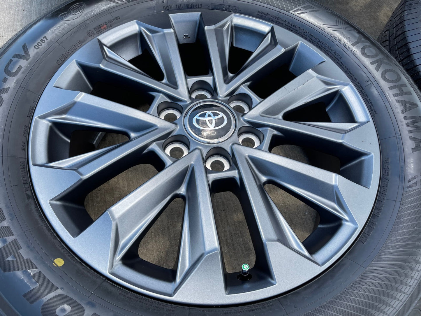 20" Toyota Land Cruiser OEM wheels rims 94057 Tundra Sequoia 2024 2025 2026 NEW