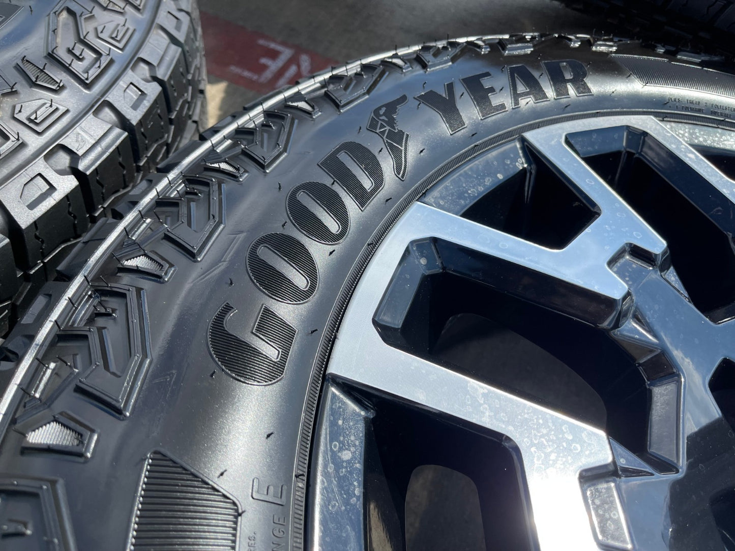 22" GMC Sierra Chevy Silverado 2500 OEM wheels rims 14139 A/T 2024 2025 2026 NEW