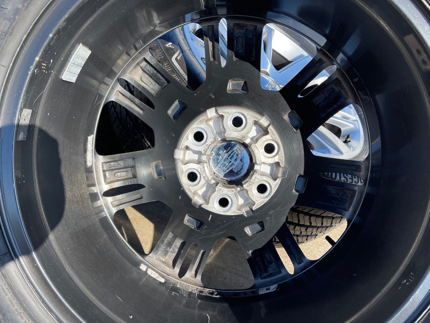 22" Cadillac Escalade Platinum OEM 4738 wheels rims tires BRIDGESTONE