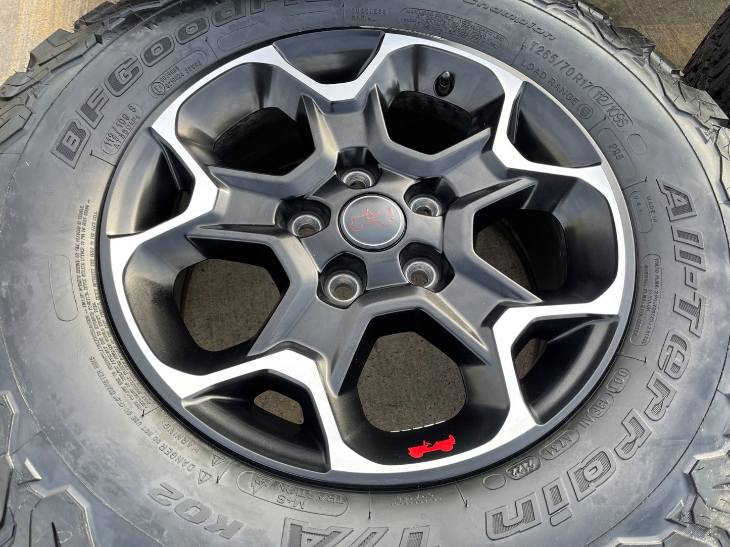 17" Jeep Wrangler Rubicon OEM wheels rims Gladiator 96832 9282 BFG KO2 A/T NEW