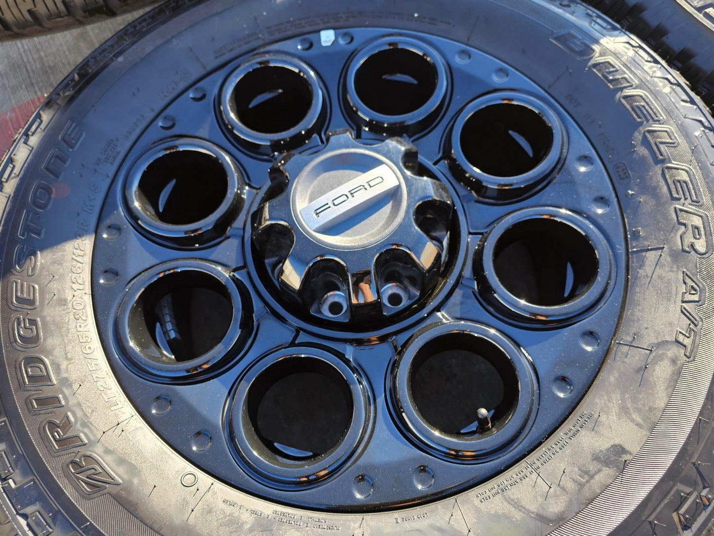 20" Ford F-250 F-350 OEM black Lariat 10299 10484 wheels rims 2024 2025 2026