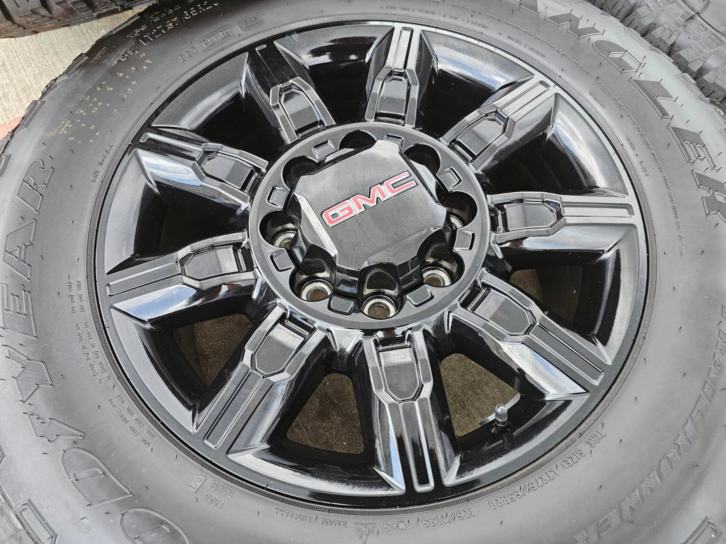20" GMC Sierra DENALI 2500 3500 OEM 5963 wheels rims Silverado 2024 2025 NEW