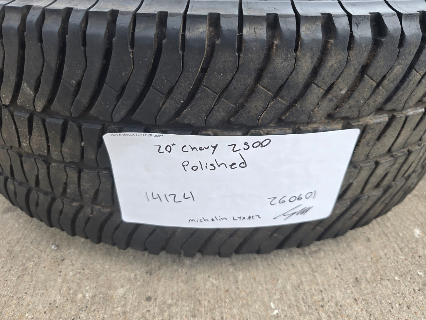 20" Chevy Silverado High Country LTZ 2500 3500 OEM 14124 wheels rims MICHELIN