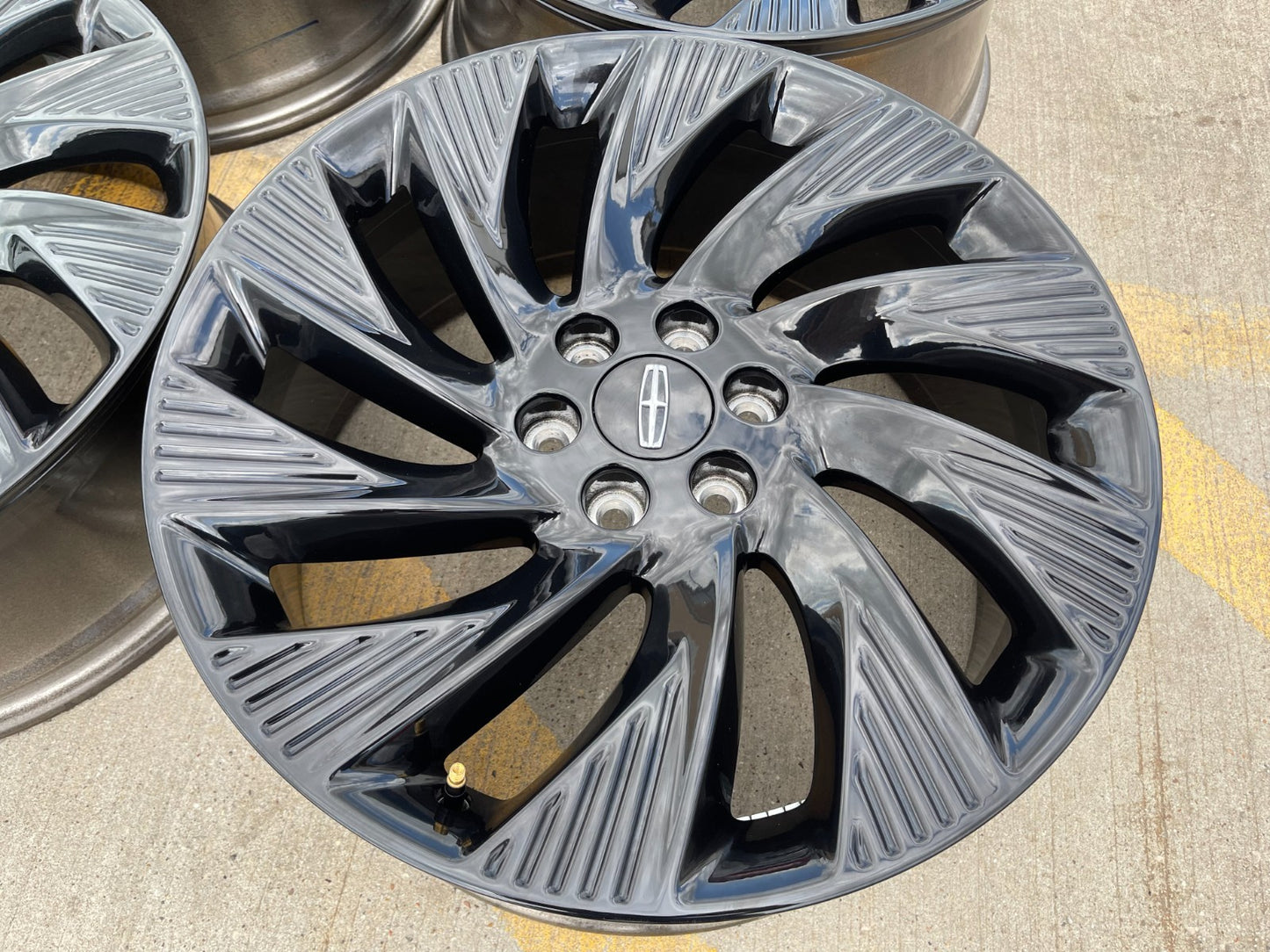 22" Lincoln Navigator OEM 10665 rims wheels BLACK LABEL 2025 2026 2027 NEW