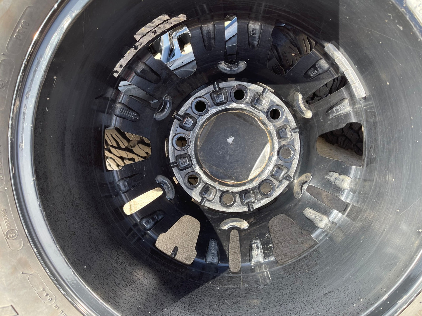 20" GMC Sierra Chevy 2500 OEM 5957 BLACK DIAMOND wheels rims tires BFG 37"