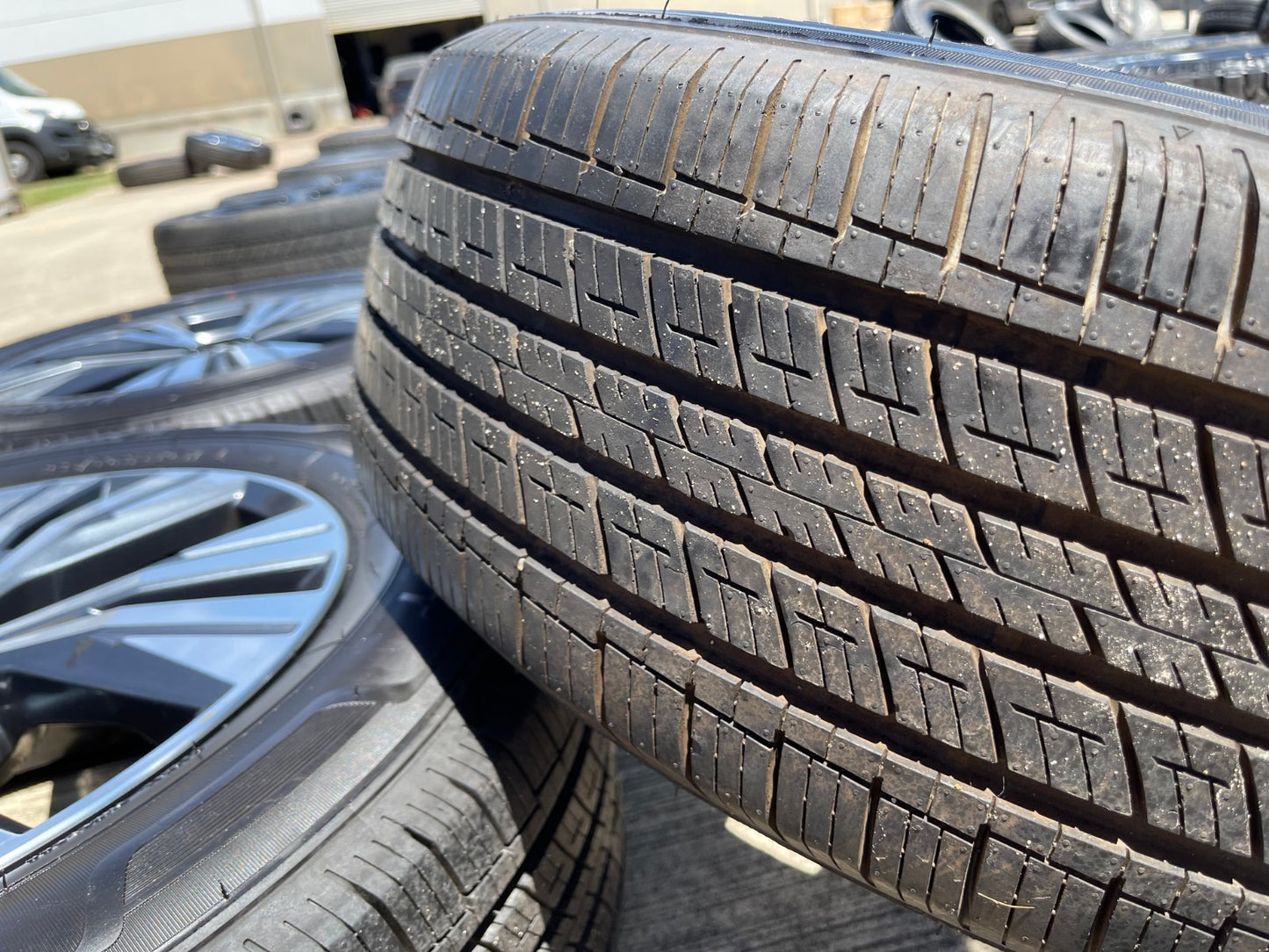 18" Nissan Murano Pathfinder FX35 FX45 QX60 OEM 62828 wheels rims 2023 2024 2025