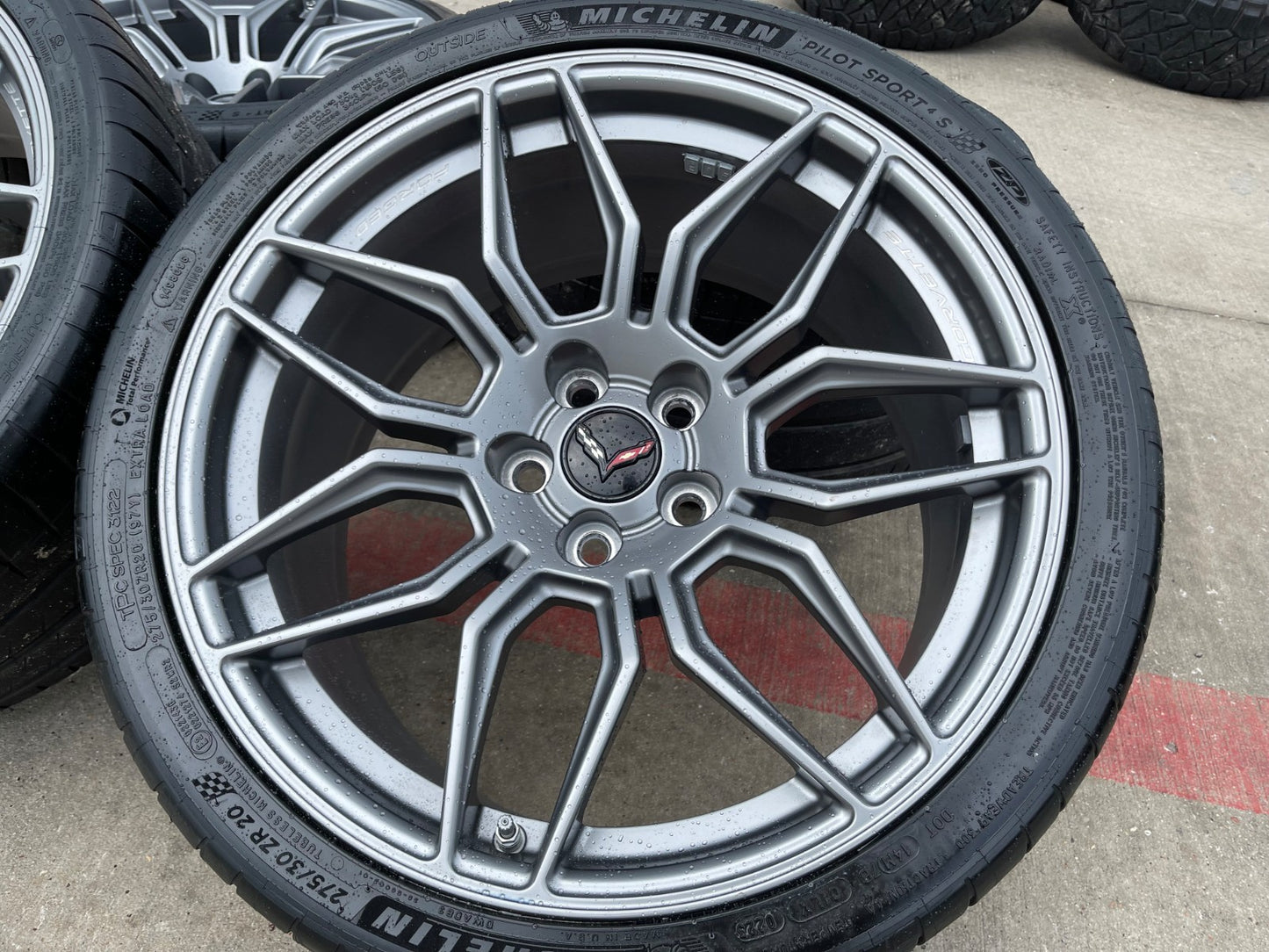20" + 21" Chevy Corvette Z06 C8 OEM wheels rims 95580 95581 tires MICHELIN NEW