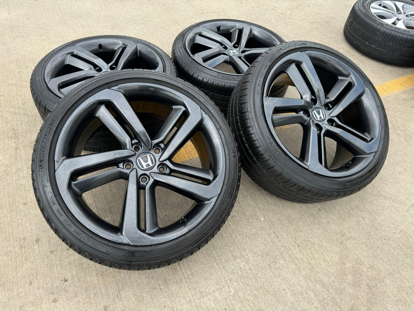19" Honda Accord HPD Sport OEM wheels rims 64127 Civic HR-V tires MICHELIN